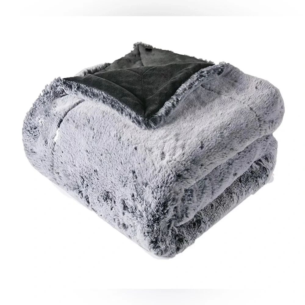 Soma Reversible Luxe Throw Blanket Plush Soft Comfy‎ Faux Fur 57x50